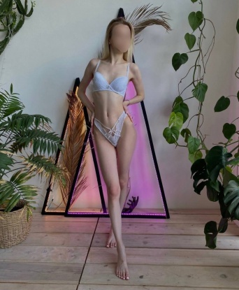 Виктория, 18 - Фото №1